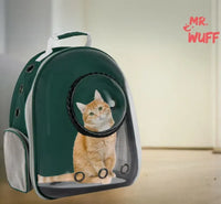 Mochila para gatos Mr. Wuff con cápsula transparente y orificios de ventilación para viajes seguros