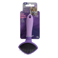 Empaque de Carda para gatos Fancy Pets Expert que indica beneficios de cepillado y desenredado